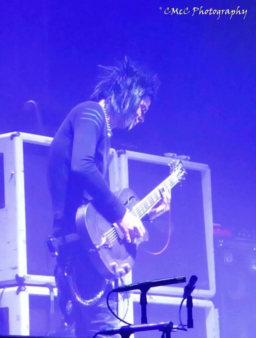 facebook_1587228157723_6657317410852440383